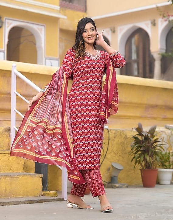 Women Printed Straight Kurta and Pant Set with Dupatta