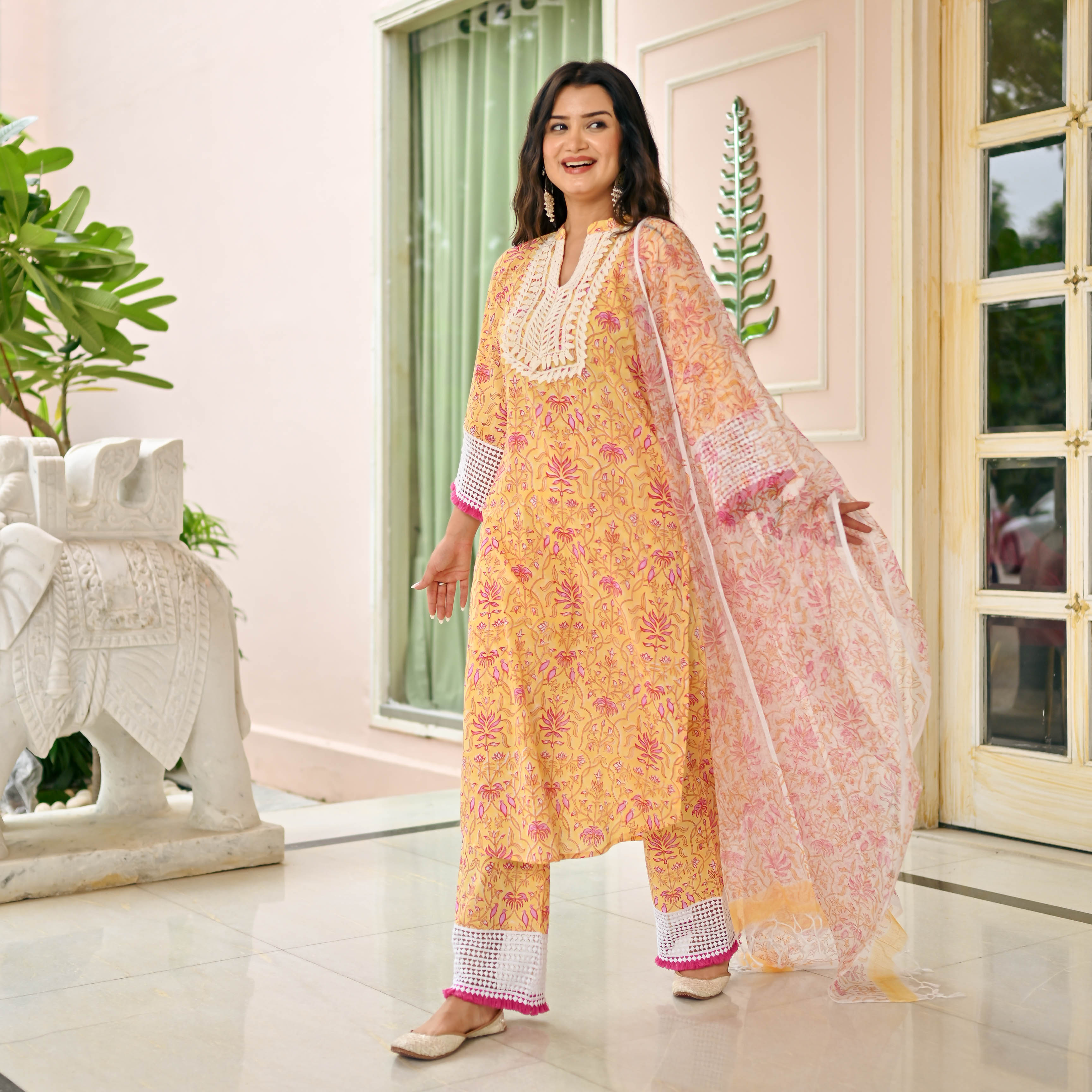 YELLOW PINK HANDBLOCK PRINTED SUIT SET