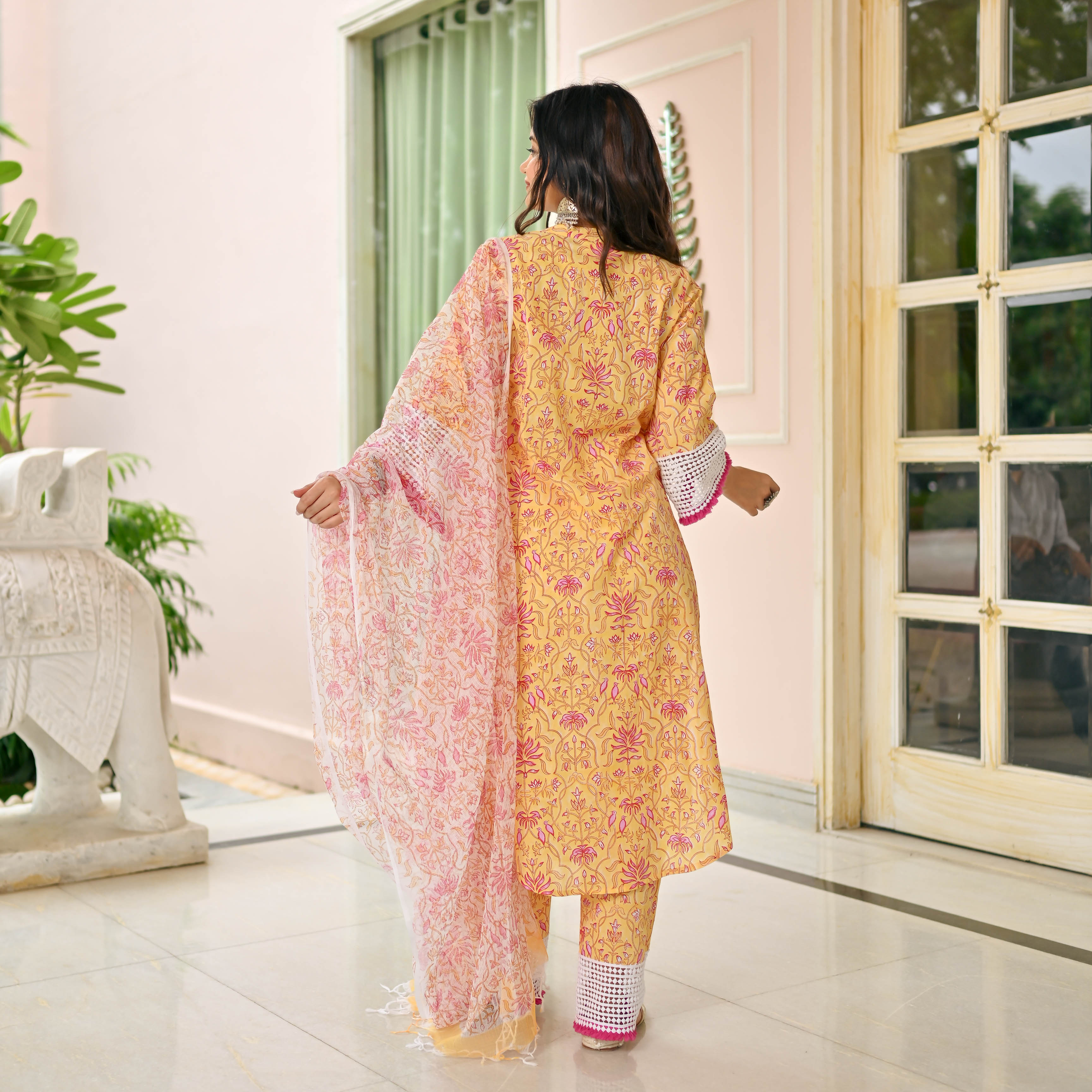 YELLOW PINK HANDBLOCK PRINTED SUIT SET